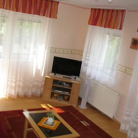 Estella Apartman アパート *